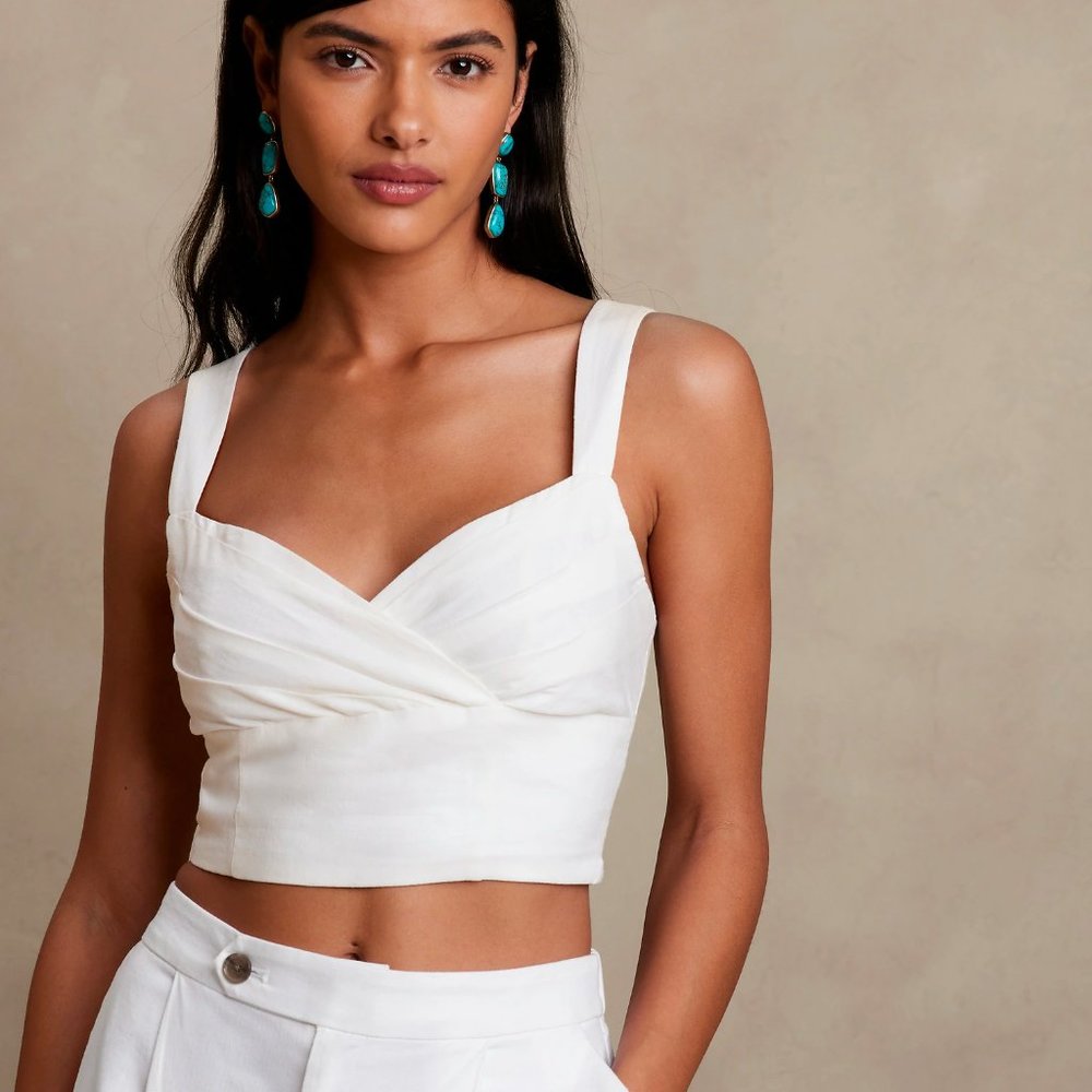 CROPPED LINEN-BLEND CROSSOVER TANK